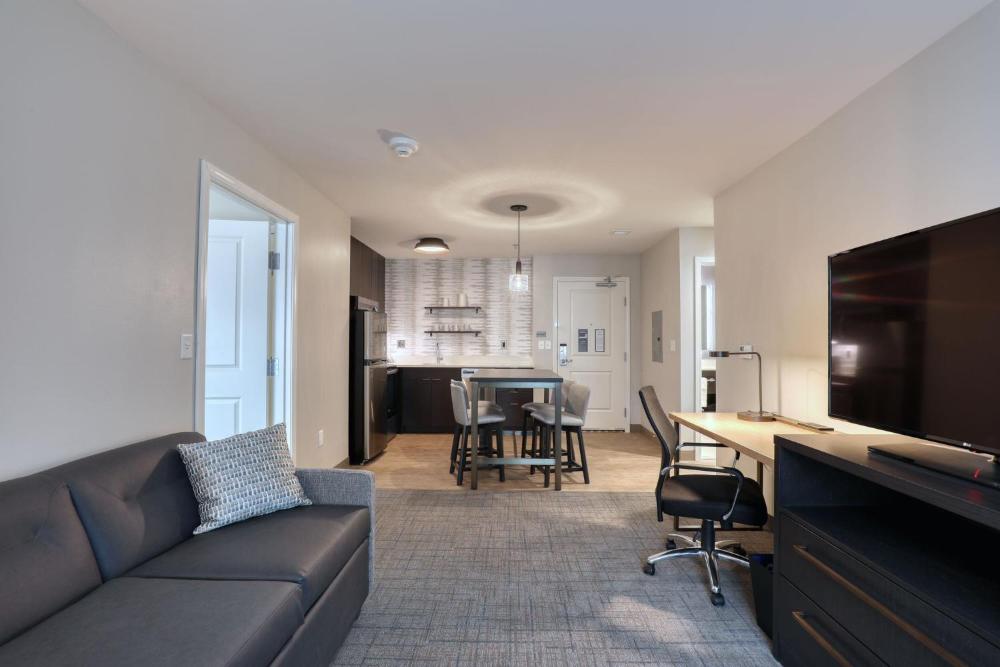 2 Bedroom Suite interior